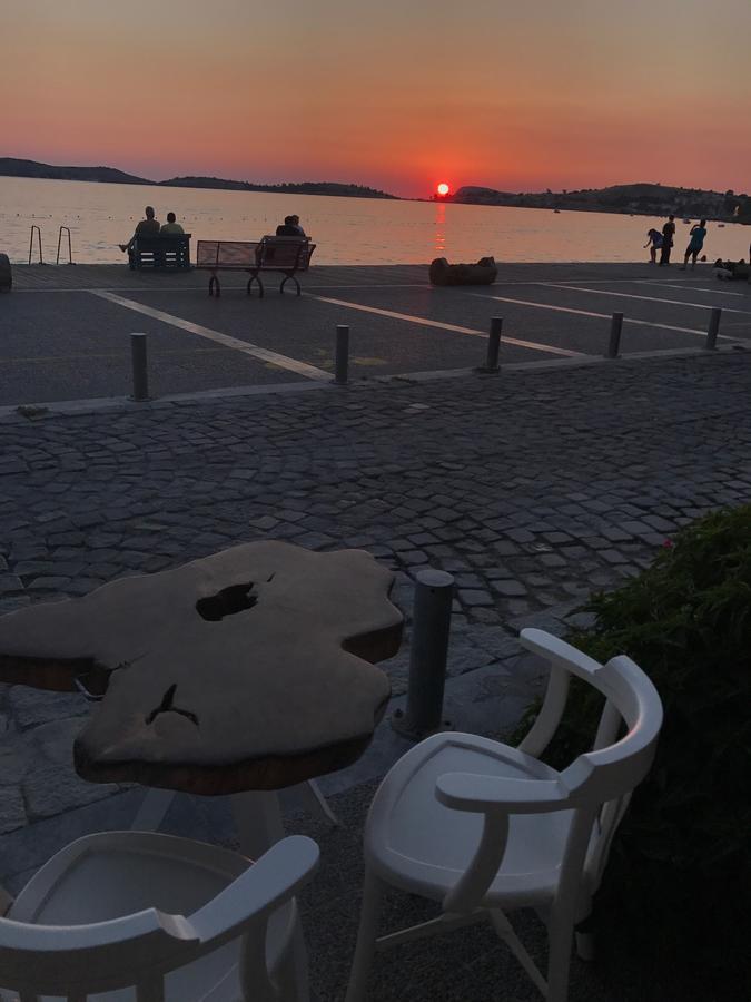 Ayshe Hotel Foça Eksteriør billede