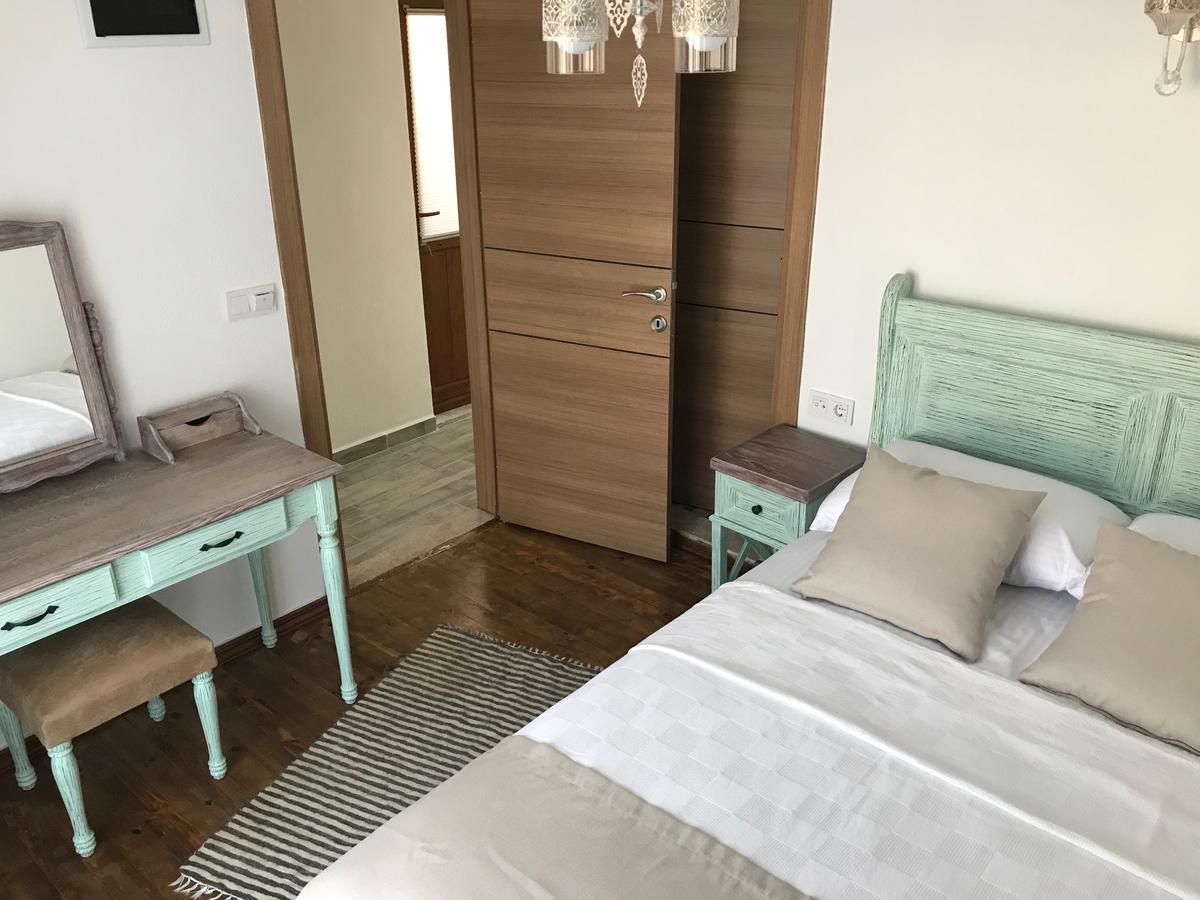 Ayshe Hotel Foça Eksteriør billede