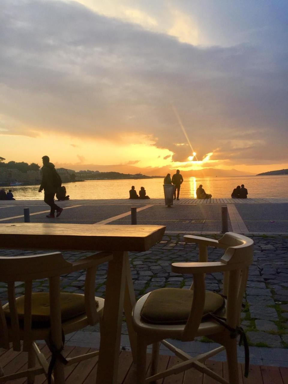 Ayshe Hotel Foça Værelse billede
